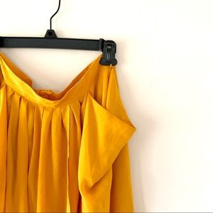 H&M High Waisted Pleated Skirt